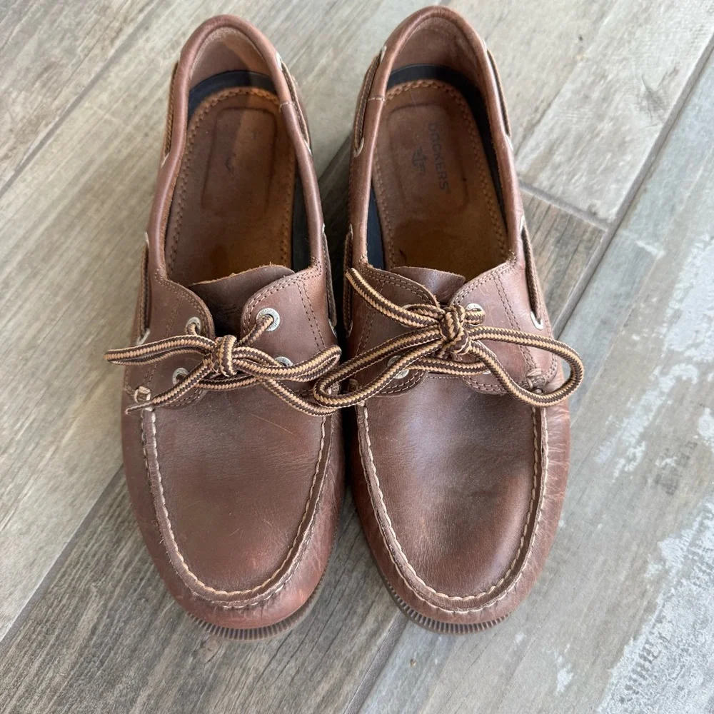 Dockers Vargus Mens Classic Brown Leather Boat Shoes 9.5 w